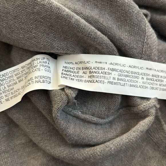 Zara woman’s turtleneck very soft and beautiful with open sides NWOT - Picture 3 of 5